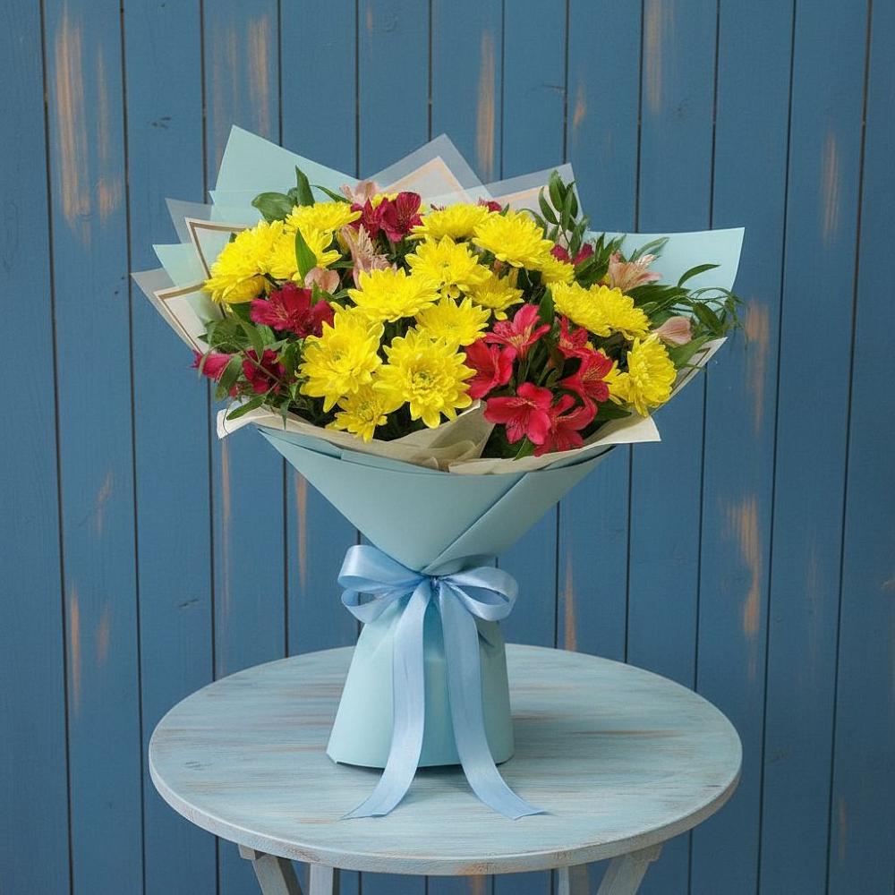 Букет цветов из: Альстромерии и Хризантемы в Александроневской