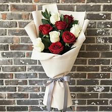 Букет цветов из:  Розы в Александроневской
