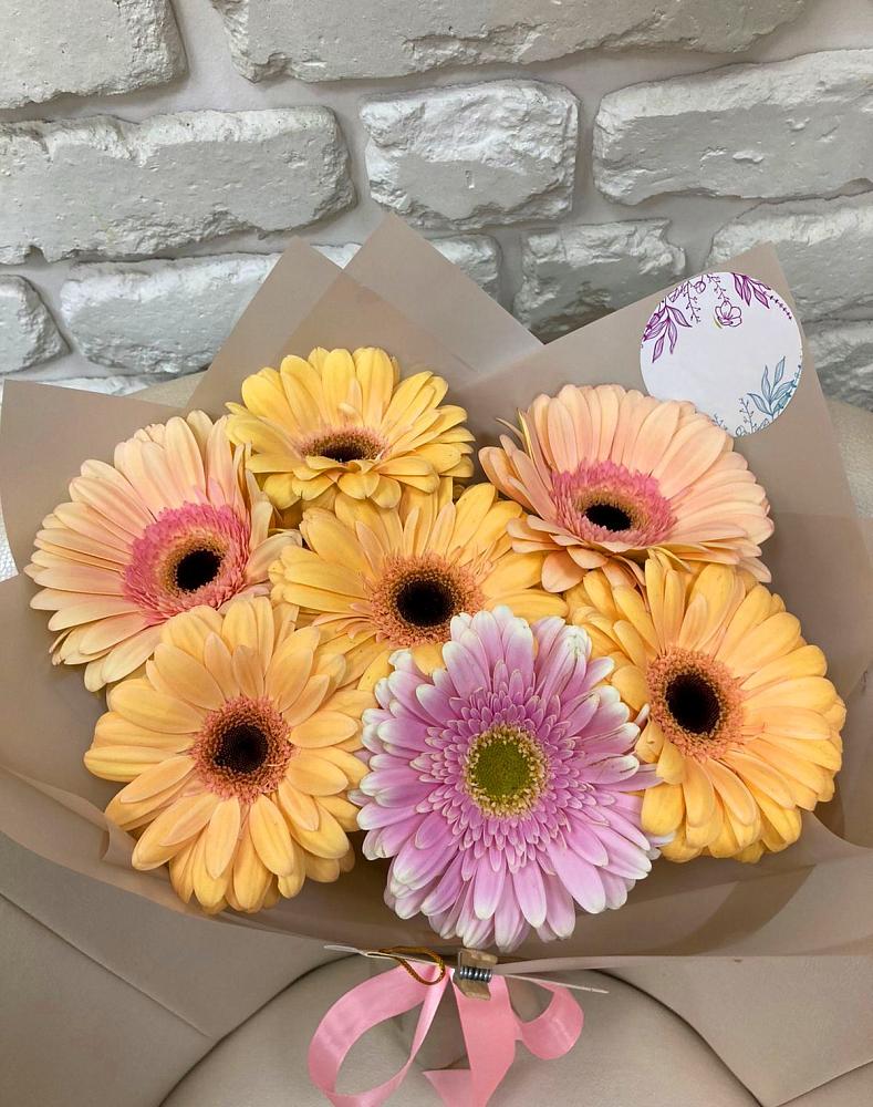 Букет цветов из: Герберы в Александроневской