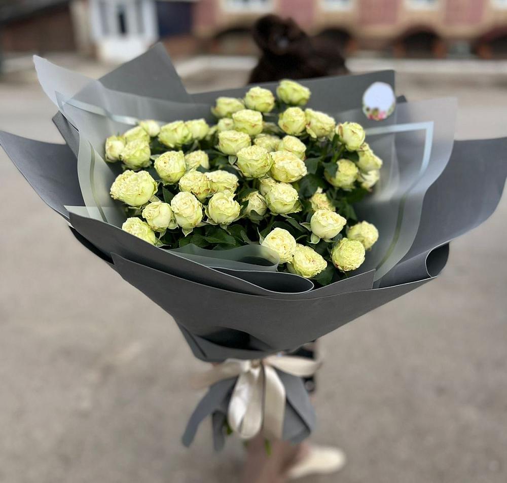 Белые кустовые розы Солинеро в Александроневской Букет Белые кустовые розы Солинеро в Александроневской