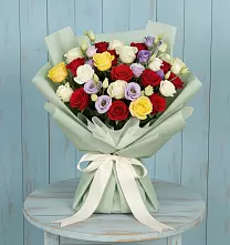 Букет цветов из:  Розы в Александроневской