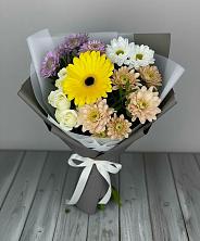 Букет цветов из:  Розы, Герберы и Хризантемы в Александроневской