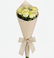 Букет цветов из:  Розы в Александроневской