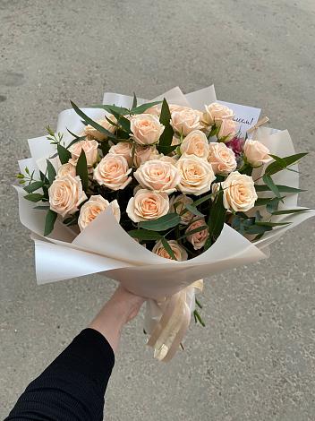 Букет Кремовые розы Латте в Александроневской
