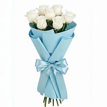 Букет 7 белых роз Проуд в Александроневской