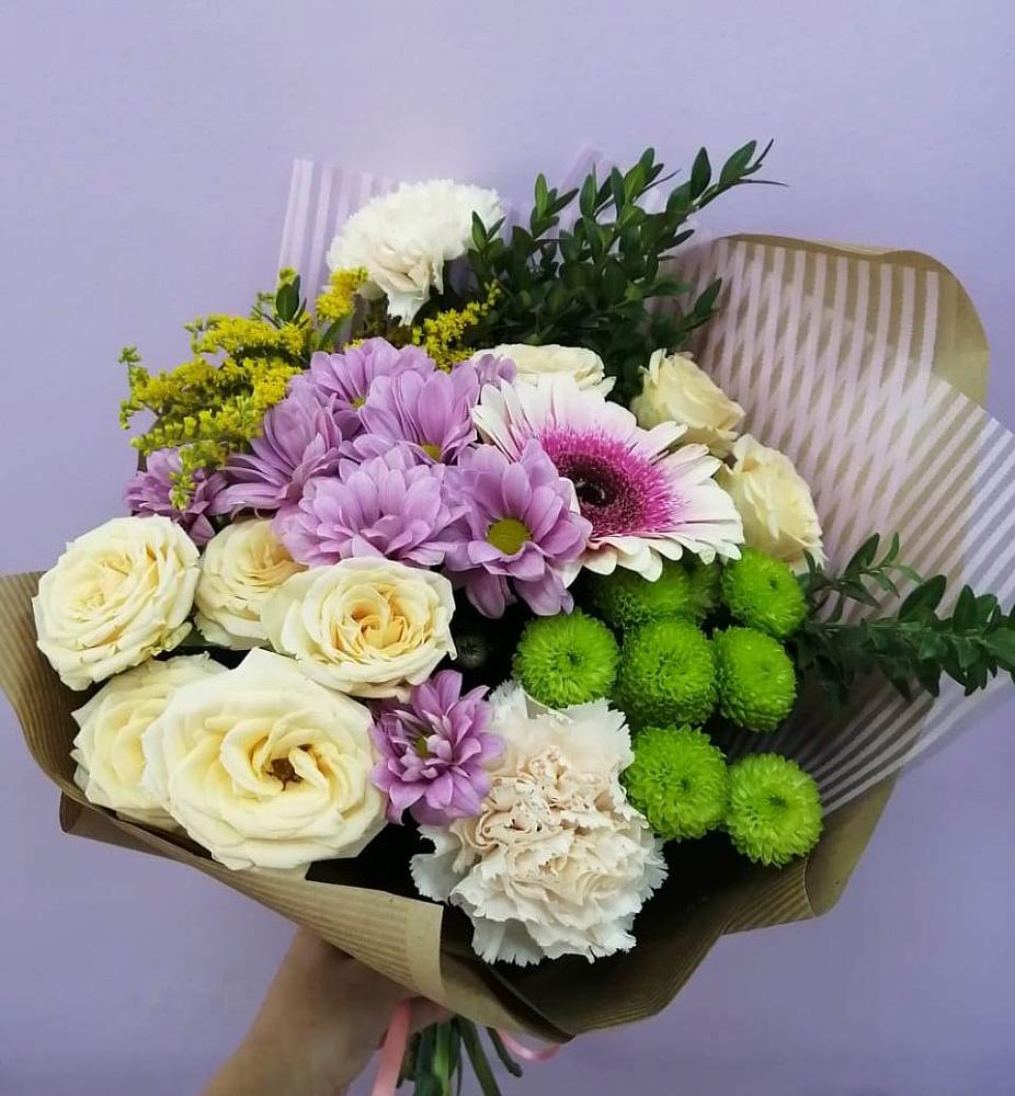 Букет цветов из: Хризантемы, Розы, Гвоздики и Герберы в Александроневской