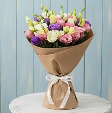 Букет цветов из:  Лизиантусы в Александроневской