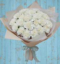 Букет цветов из:  Гвоздики в Александроневской